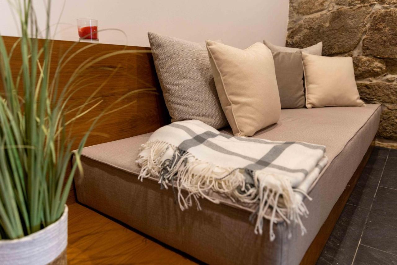 Stay In Apartments - D. Hugo 23 Porto Buitenkant foto