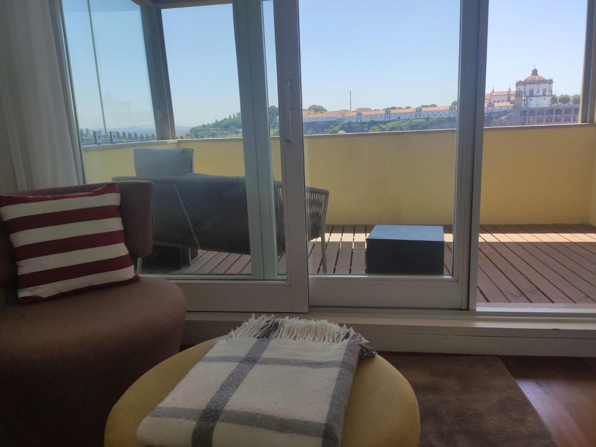 Stay In Apartments - D. Hugo 23 Porto Buitenkant foto