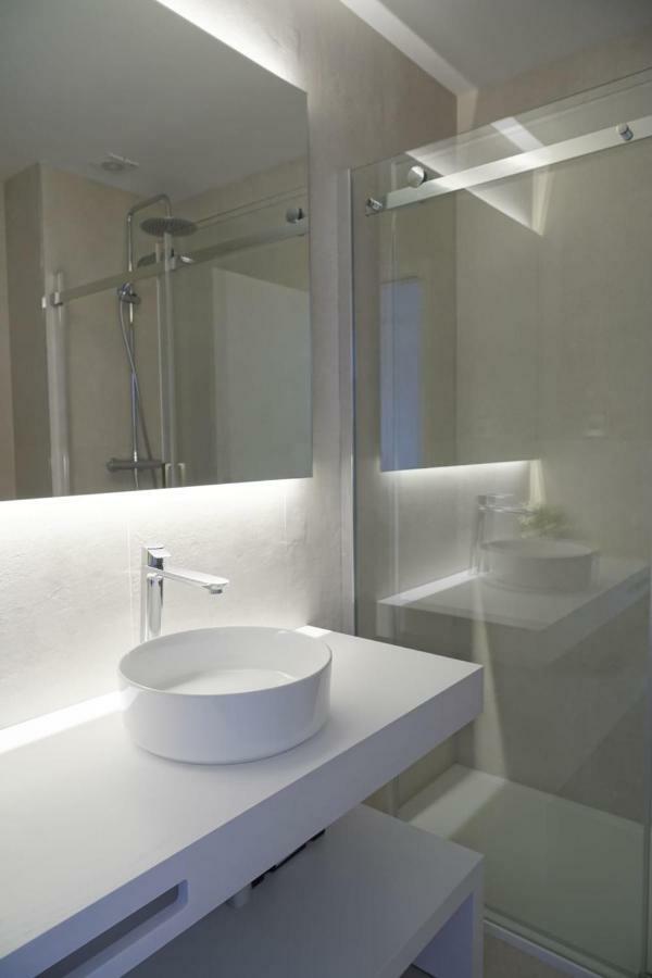 Stay In Apartments - D. Hugo 23 Porto Buitenkant foto